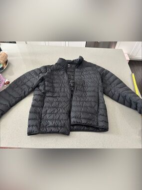 Uniqlo Black Ultra Light Down Puffer Jacket